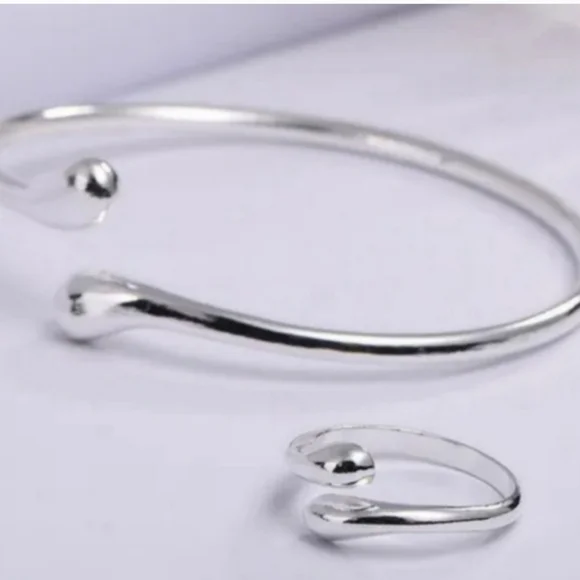 925 Sterling Silver Waterdrop Jewelry Set Bracelet Necklace Earrings and Ring - Picture 14 of 16